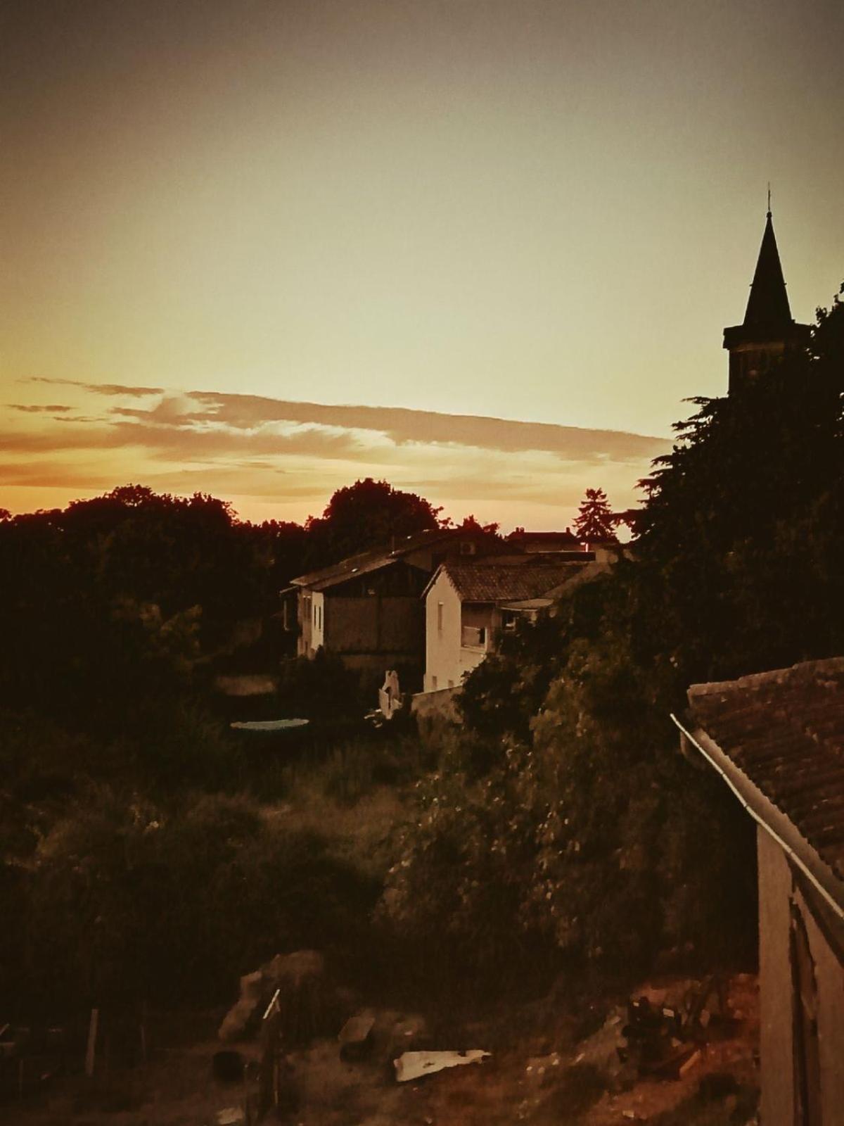 B&B Chez Odile Mirabel  Exteriér fotografie